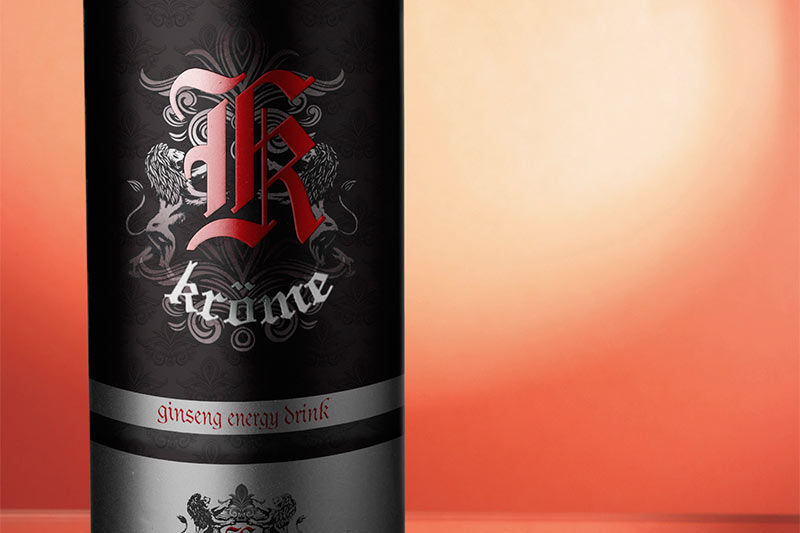 Envasado flexible: lata rotulada en película termocontraíble.