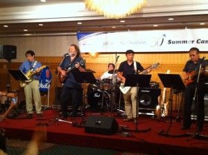 La Banda del Campamento de Verano de Roland DG