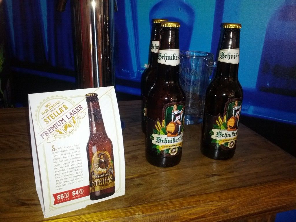 Joseph Diaz, de Diaz SignArt, creó etiquetas y dípticos para esta cervecería casera.