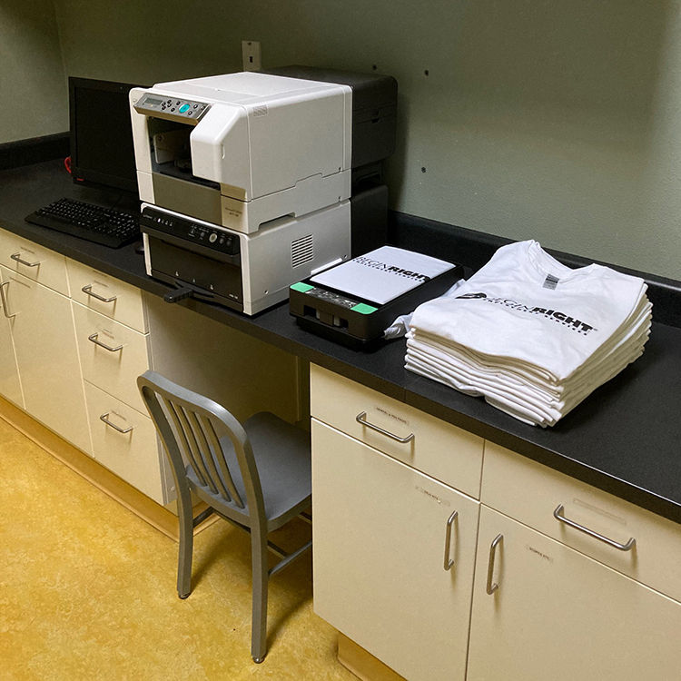 bT-12 printer for corporate apparel