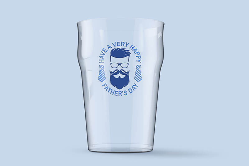 Vaso de medio litro de cerveza con gráfico del Día del Padre en tinta azul