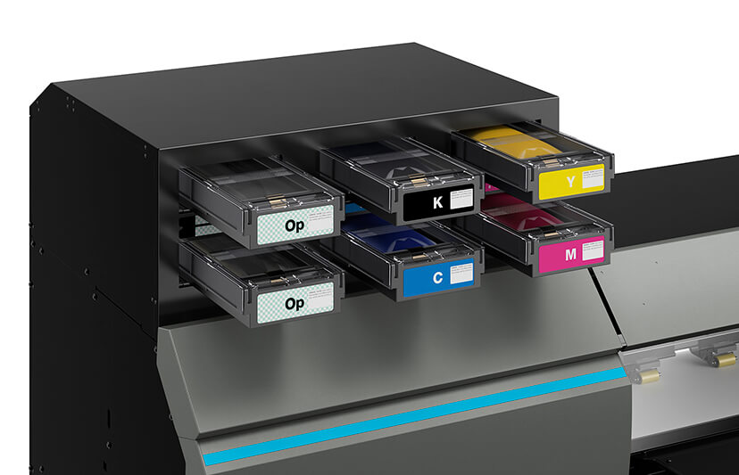 Primer plano de tintas instaladas en una impresora de tinta Látex de formato ancho AP-640 de Roland DG.