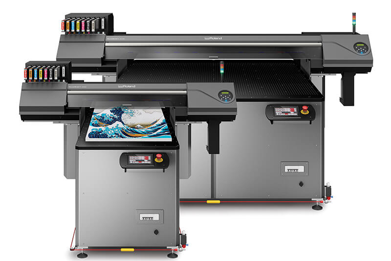 Roland DG VersaOBJECT COi Series UV flatbed printer.