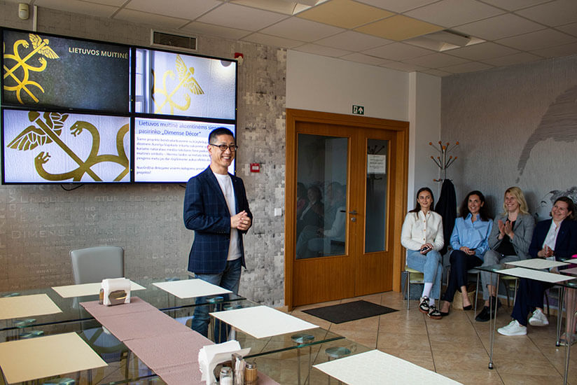 Visit from Roland DG President Tanabe