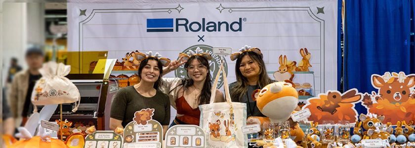 Wondercon_Table booth with DeerCat and Roland DGA staff members