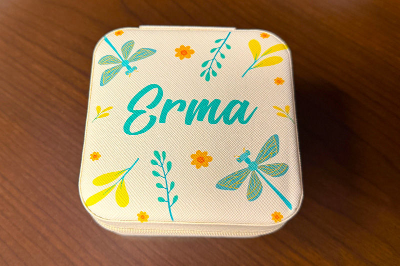 Blog_800x533_erma jewelry box