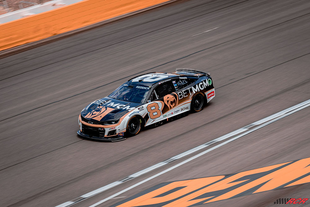 BetMGM Race Car Wraps