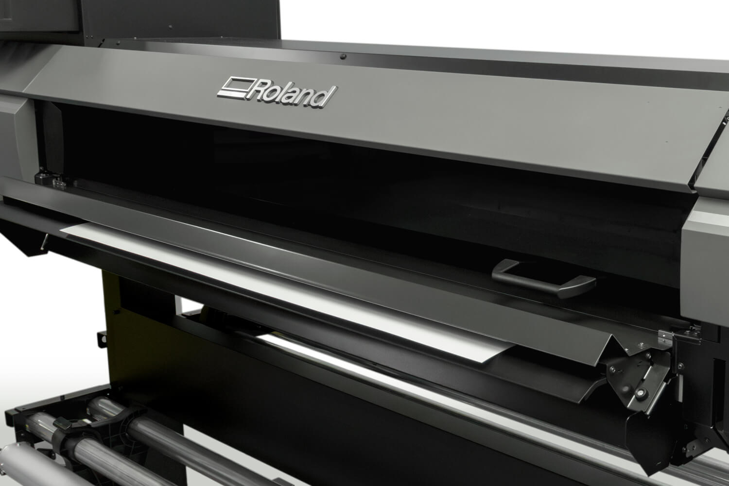 Image of new extension table for Roland DG's TrueVIS LG Series large-format  UV printer/cutters.