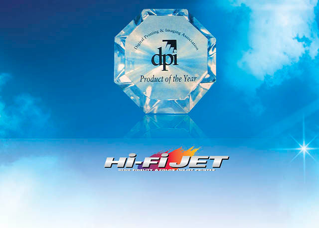 1999 Roland wins its first DPI Product of the Year award for the Hi-Fi JET.