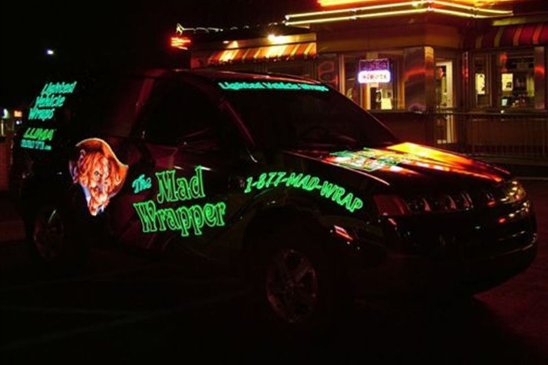 2009 CorelDRAW Luma Brite Mad Wrapper Lighted Vehicle Wrap