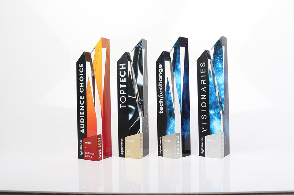 Four full color awards for CES with dual pillars