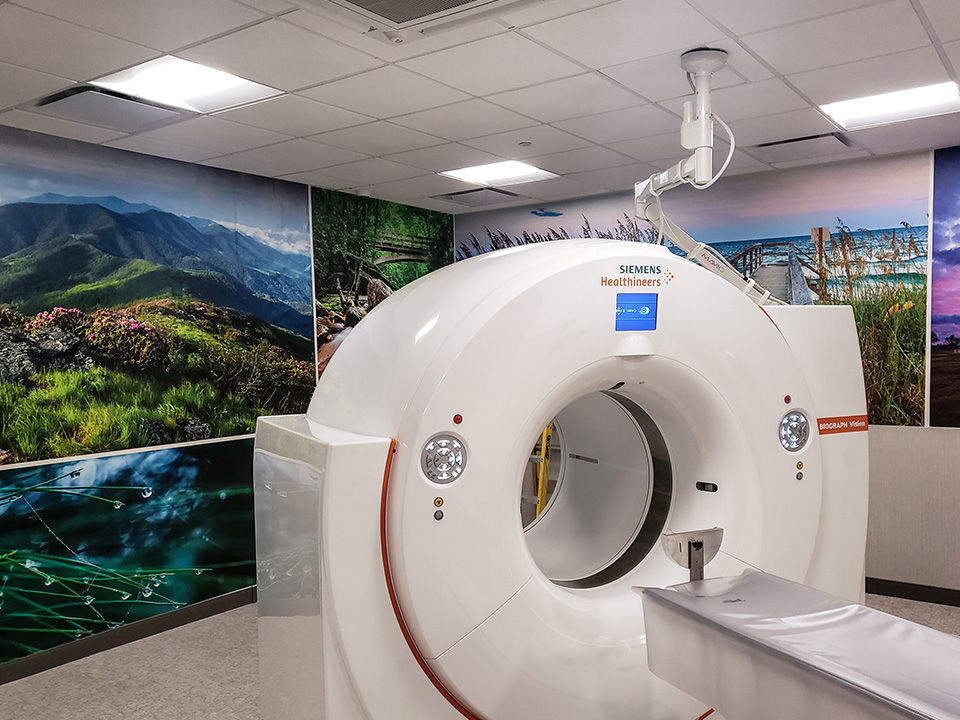 overstreet signs_Slider Image_mri