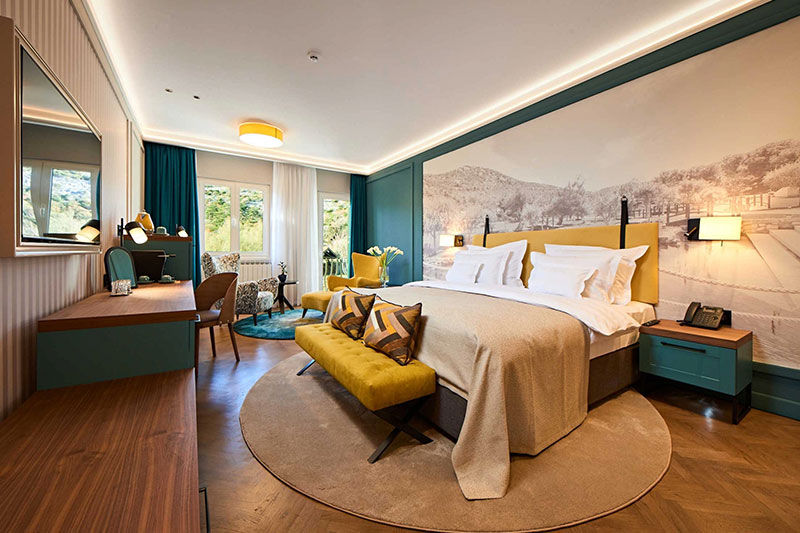 Hotel room wall decor produced with DIMENSE DA-640