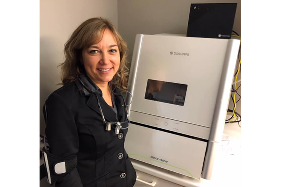 Dr. Sylvie Clermont provides same-day restorations for her patients using her Roland DG DGSHAPE DWX-42W wet dental mill.