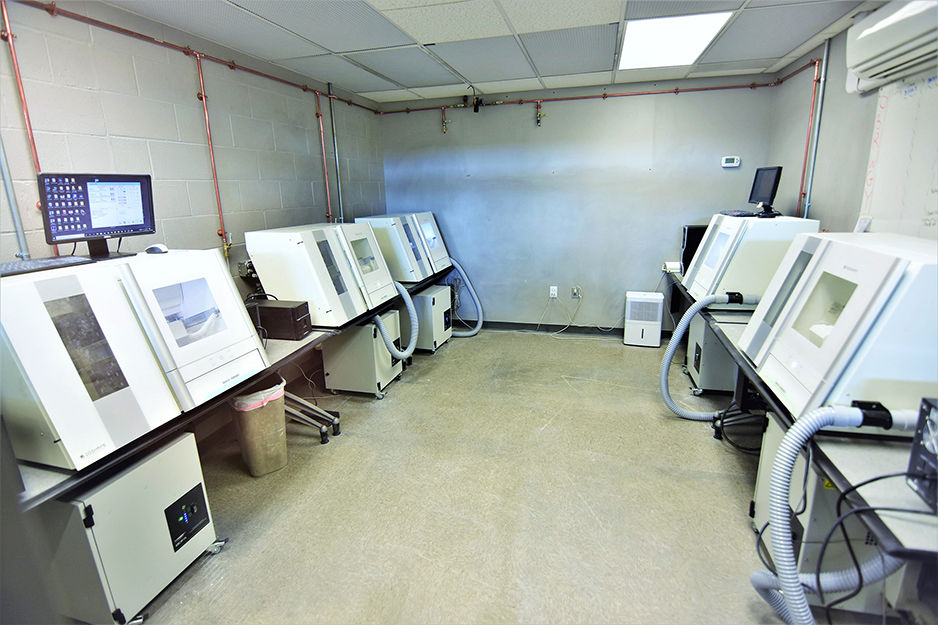 Maverick Dental Laboratory powers its milled production with Roland DGSHAPE dental milling machines.