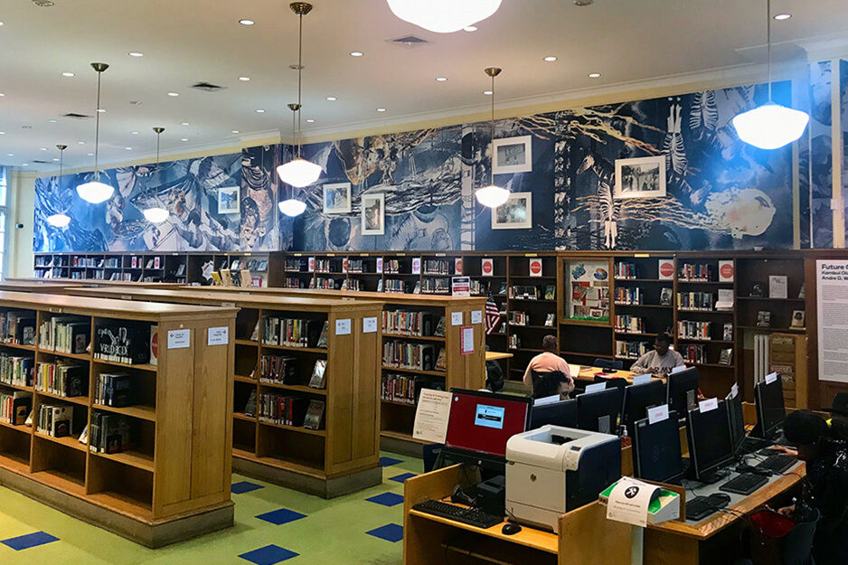 DaSign Guy produces wall wraps like this one for a bookstore on its Roland DG TrueVIS VG2-540 digital printer/cutter.