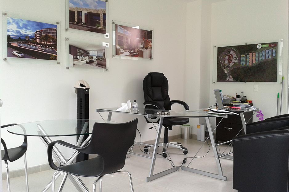 Dream Signs VersaCAMM SP-300i signage