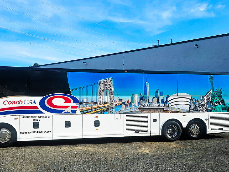 Rotulación de Gran Ciudad Coach USA
