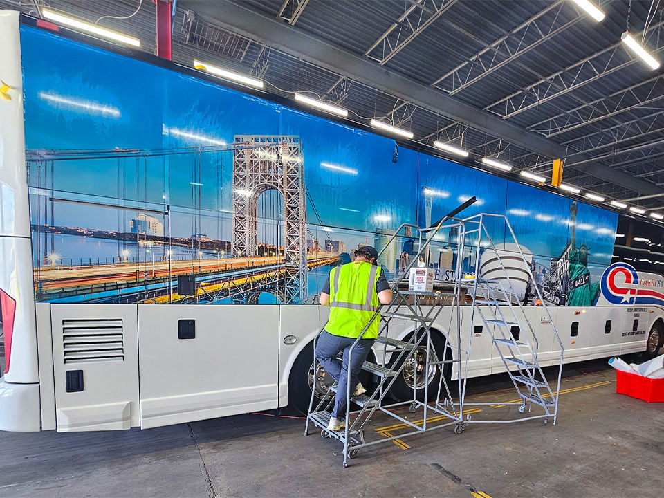 Coach USA_Slider Image_Perf Body