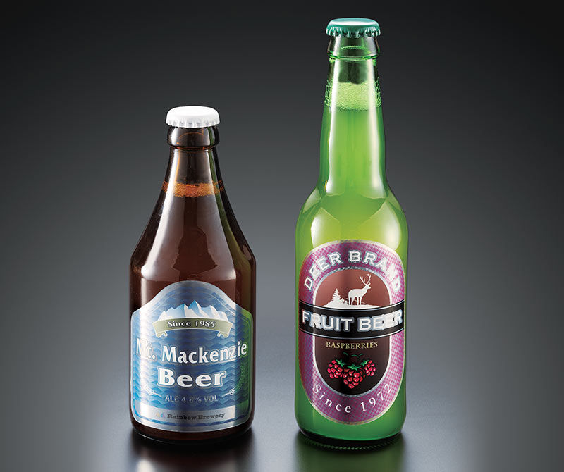 Impresión y corte de etiquetas para botellas de cerveza